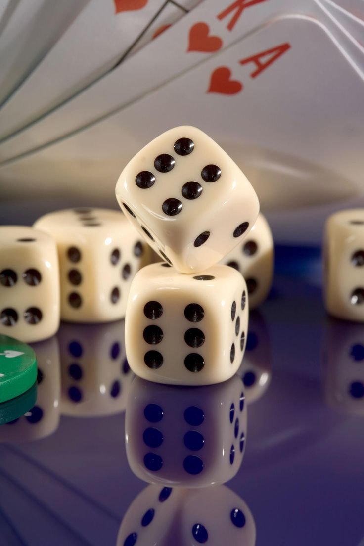 DM777 APP ထဲမှ Live Casino နှင့် Slots ဂိမ်းနည်းများ မြင်ကွင်း